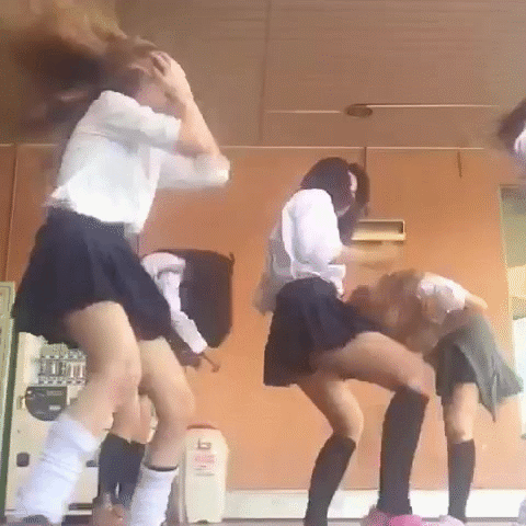 【おふざけVINE】ちょｗｗｗこのVINE最高じゃね？リア充のむらむらしてくるVINEをGIF画像にしたらパンツ弾け飛んだｗｗｗ その1