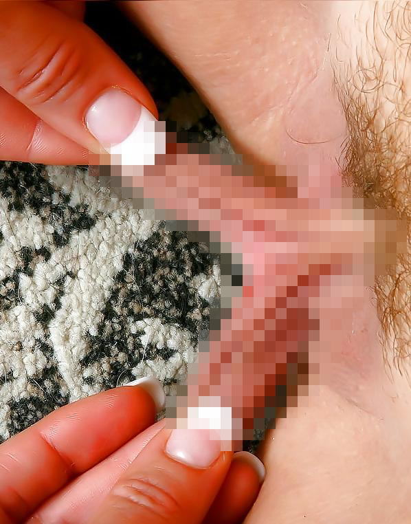 【小陰唇エロ画像】これぞヤリマンの証!?小陰唇伸びすぎだろwww肥大化したビラビラをご覧くださいwww その2