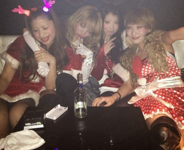 【キャバ嬢エロ画像】安キャバだと正月休みもないからなｗｗｗ酔っ払った安キャバの女がぐぅエロｗｗｗ その12