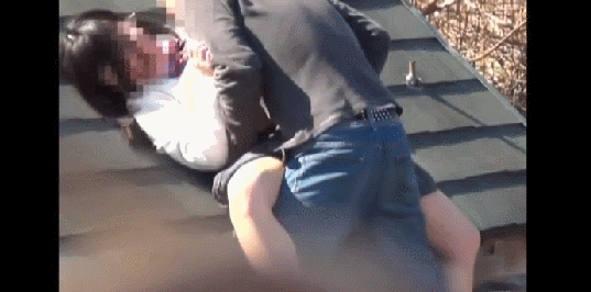 【レイプGIF画像】見てるだけで心が痛くなる野外レイプのGIF画像がガチにしか見えない・・・・ その3